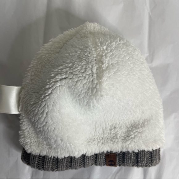 NWOT Timberland Women's Autumn Woods knit Beanie with Pom - Picture 7 of 7